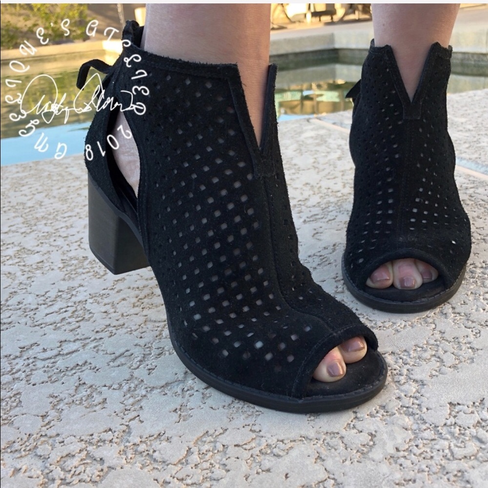 Tessa Suede Peep Toe booties - Picture 3 of 6